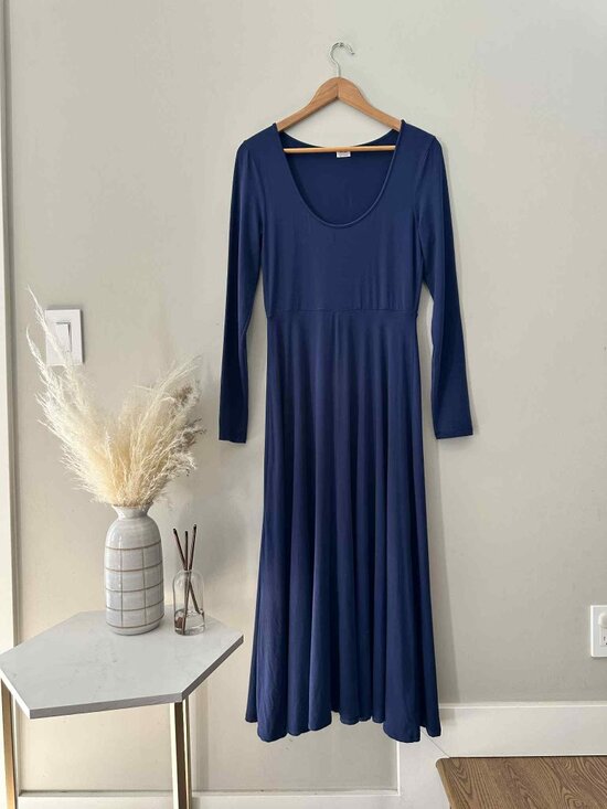 Wilfred Midi Dress in Classic Navy, Size Large - Picture 1 of 4